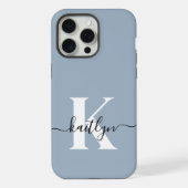 Elegant Dusty Blue Script Monogram iPhone Hülle (Rückseite)