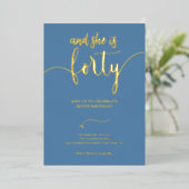 Elegant Dusty Blue und Gold 40 BIRTHDAY CARD Folieneinladung (Stehend vorne)