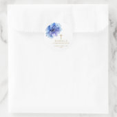 Elegant Dusty Blue Watercolor Floral Confirmation Runder Aufkleber (Tasche)