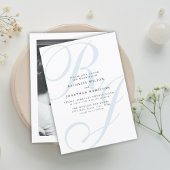 Elegant Dusty Blue White Monogram Wedding Einladung