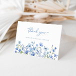 Elegant Dusty Blue Wildblume Brautparty Dankeskarte<br><div class="desc">Erleben Sie die Schönheit der Dankbarkeit und Eleganz mit unserem eleganten Dusty Blue Wildblume Brautparty Dankeschön Card. Wenn Sie über die Liebe und Freude nachdenken, die während Ihres unvergesslichen Brautparty geteilt werden, erweitern Sie Ihre herzliche Wertschätzung mit einer Touch von Eleganz. Die mit Sorgfalt und Liebe zum Detail gestaltete Dankeschön-Karte...</div>