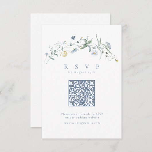 Elegant Dusty Blue Wildblume Rustic Boho QR Code RSVP Karte (Vorne/Hinten)