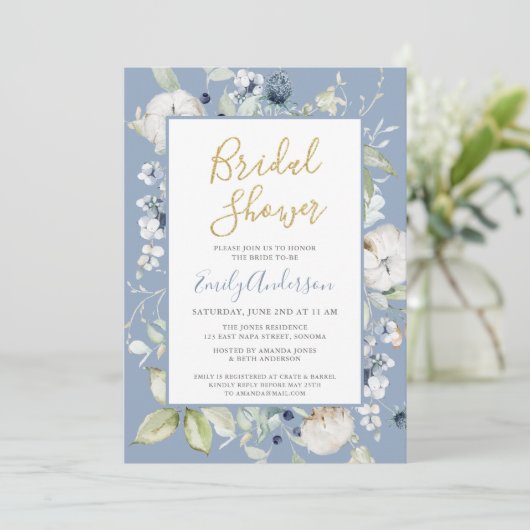 Elegant Dusty Blue Wildblumen Brautparty Einladung (Stehend Vorderseite)