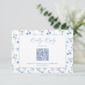 Elegant Dusty Blue Wildflower Wedding RSVP Karte (Stehend Vorderseite)