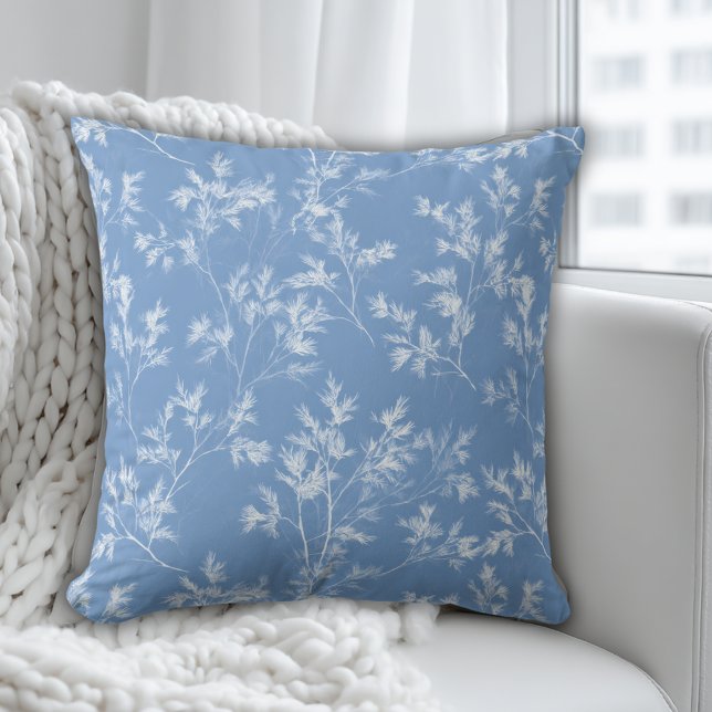 Elegant Dusty Blue Winter Frost Botanical Pillow Kissen (Von Creator hochgeladen)