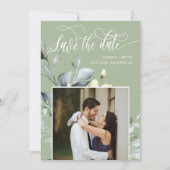 Elegant Dusty Green Blätter QR Code Foto Wedding Save The Date (Vorderseite)