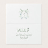 Elegant Dusty Green Monogram Wedding Platzkarten (Außenseite Aufgefaltet)