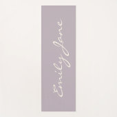 Elegant Dusty Lilac Handgeschriebener Skriptname B Yogamatte (Vorderseite)