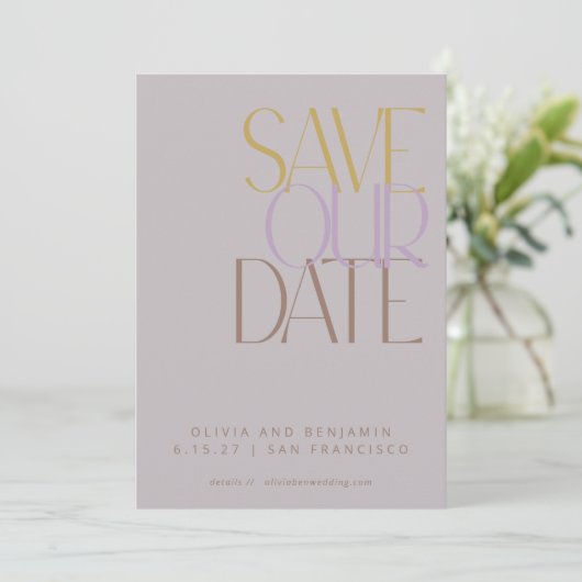 Elegant Dusty Lilac Mitte Jahrhundert Moderne Typo Save The Date (Stehend Vorderseite)