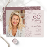 Elegant Dusty Pink Floral Foto 60. Geburtstag Einladung<br><div class="desc">Elegante Dusty Rosa und Lila Blumenladen zum 60. Geburtstag mit Ihrem Foto auf der Vorderseite der Karte. Minimalistisches modernes Design mit botanischen Kontur Zeichnungen Akzente und Typografie Drehbuch Schriftart. Einfache,  trendige Einladungskarte für eine stilvolle Damenfeier. Kann für jedes Alter angepasst werden. Gedruckte Zazzle Einladungen oder Sofortdownload digitalen druckbaren Vorlage.</div>