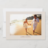 Elegant Ecru Monogram Wappen Wedding Foto Save The Date (Rückseite)