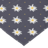 Elegant Edelweiss Tablecloth Tischdecke (Schrägansicht)