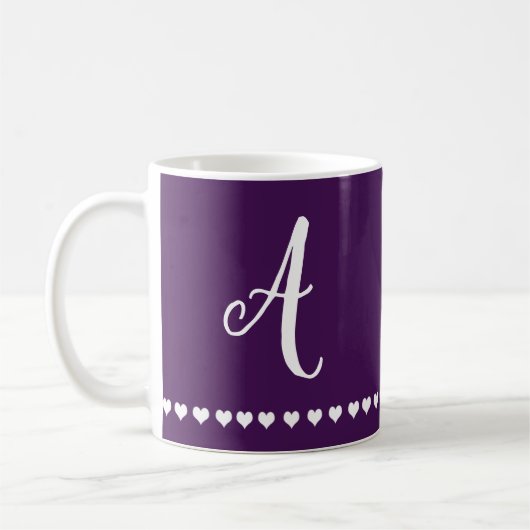 Elegant Eggplant Lila und White Monogram Initial Kaffeetasse (Links)