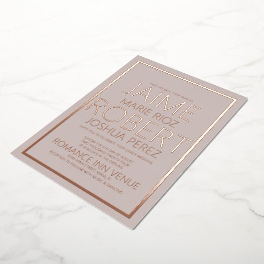 ELEGANT & EINFACH Typografie Mute Tan Wedding Folieneinladung (Gedreht)