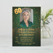 Elegant Emerald Gold Glitter 60th Birthday Party Einladung (Stehend Vorderseite)