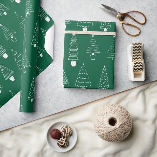Elegant Emerald Green Christmas Pine Trees Geschenkpapier (Kunsthandwerk)
