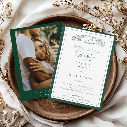 Elegant Emerald Green  Crest Monogram Wedding   In Einladung
