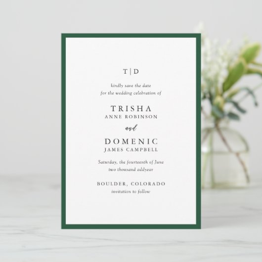 Elegant Emerald Green Monogram Modern Wedding Save The Date (Stehend Vorderseite)