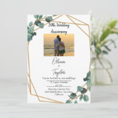 Elegant Emerald Greenery Hochzeitstag Einladung (Stehend Vorderseite)