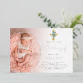 Elegant Eucalyptus Cross Foto Christening Real Folieneinladung (Stehend vorne)