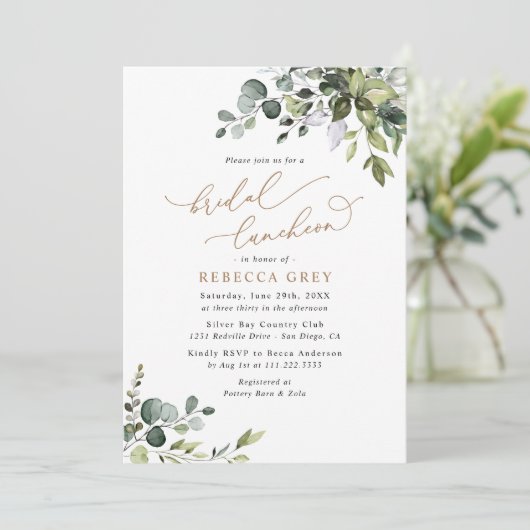 Elegant Eucalyptus Gold Greenery Bridal Luncheon Einladung (Stehend Vorderseite)