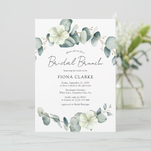 Elegant Eucalyptus Greenery Bridal Brunch Einladung (Stehend Vorderseite)