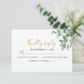 Elegant Eucalyptus Greenery Wedding RSVP Karte (Stehend Vorderseite)