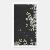 Elegant Eucalyptus Initials Black Serviette (Vorderseite)