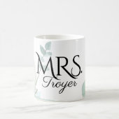 Elegant Eucalyptus Mrs Bride Custom Wedding Kaffeetasse (Mittel)