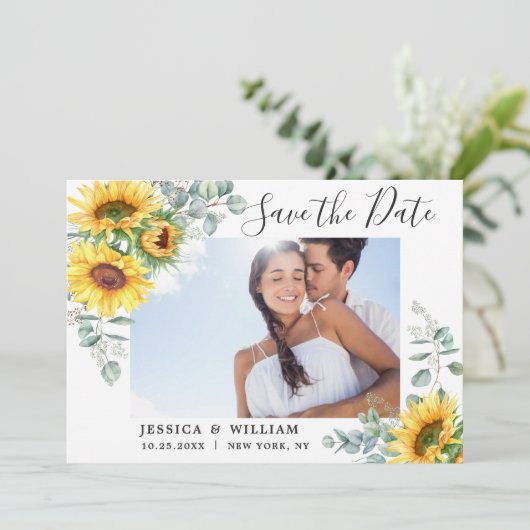 Elegant Eucalyptus Sunflower Floral Wedding Rett T Save The Date (Stehend Vorderseite)