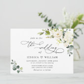 Elegant Eucalyptus White Roses Grüne Hochzeit Einladung (Stehend Vorderseite)
