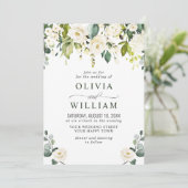 Elegant Eucalyptus White Roses Grüne Hochzeit Einladung (Stehend Vorderseite)