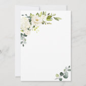 Elegant Eucalyptus White Roses Grüne Hochzeit Einladung (Rückseite)