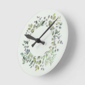 Elegant Eukalyptus Branch Botanical Dusty Green Runde Wanduhr (Winkel)