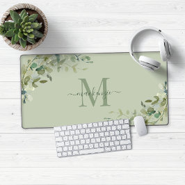 Elegant Eukalyptus Green Botanical Monogram Schreibtischunterlage