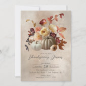 Elegant Fall Floral & Pumpkins Thanksgiving Einladung (Vorderseite)