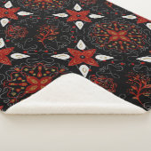Elegant, festive feel symmetrical floral pattern sherpadecke (3/4)