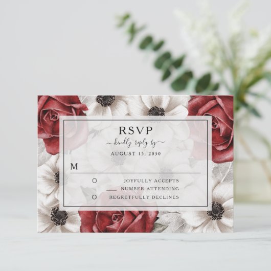 Elegant floral Burgundy Wedding RSVP Einladung (Stehend Vorderseite)