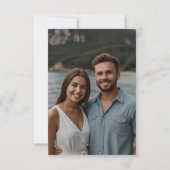 Elegant Floral Crest Monogram Photo Invitation Einladung (Rückseite)