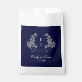 Elegant Floral Crest Navy Monogram Wedding Geschenktütchen