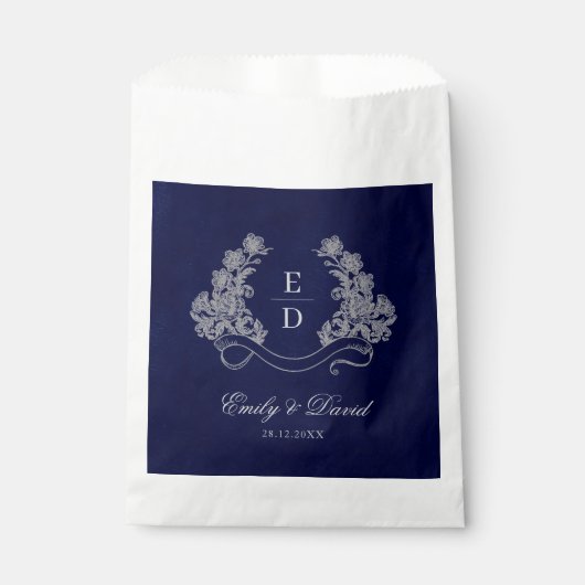 Elegant Floral Crest Navy Monogram Wedding Geschenktütchen (Vorderseite)