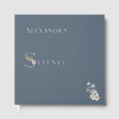 Elegant Floral Dusty Blue 70th Birthday Silver Gästebuch (Vorderseite)