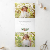 Elegant Floral Merry Christmas Calligraphy Dreifach Gefaltete Urlaubskarte (Innenseite)