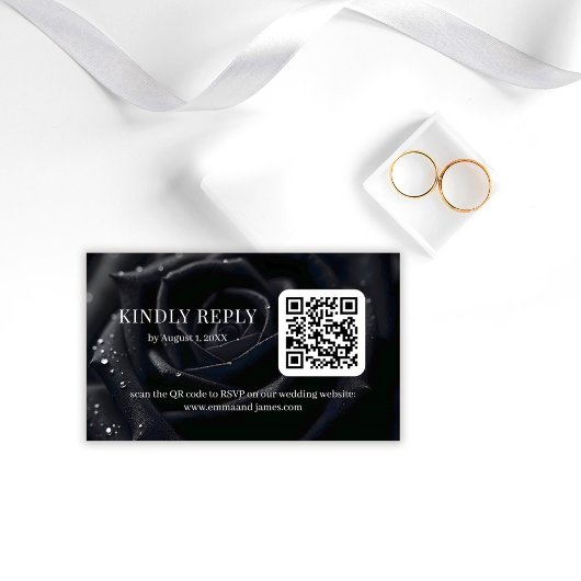 Elegant Floral Midnight Rose QR Code Wedding RSVP Begleitkarte