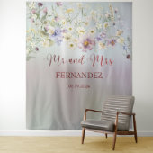 Elegant Floral Mr. und Mrs. Wedding Tapestry Wandteppich (Beispiel)
