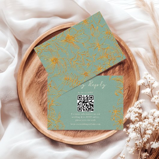 Elegant Floral Sage Green Gold QR Code Wedding RSVP Karte