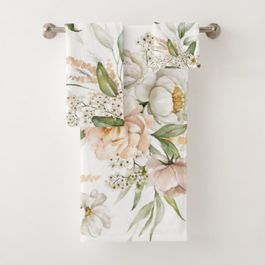Elegant floral towels with soft, pastel flowers  badhandtuch set (Insitu)