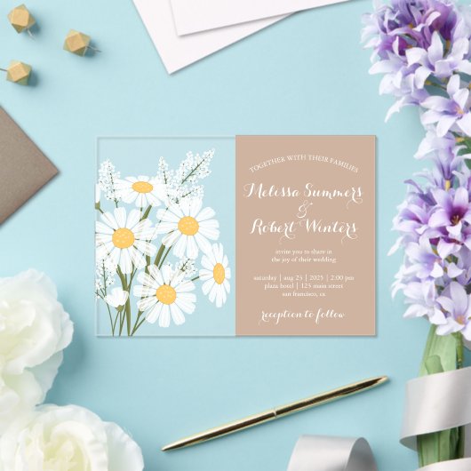 Elegant Floral White Daisies Bouquet Wedding Beige Acryleinladungen (In Situ (Hochzeit))
