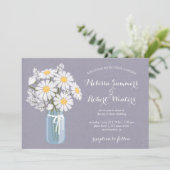 Elegant Floral White Daisies Mason Jar Wedding Einladung (Stehend Vorderseite)