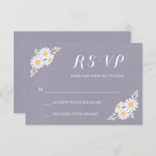 Elegant Floral White Daisies UAWG Wedding RSVP Karte (Vorne/Hinten)